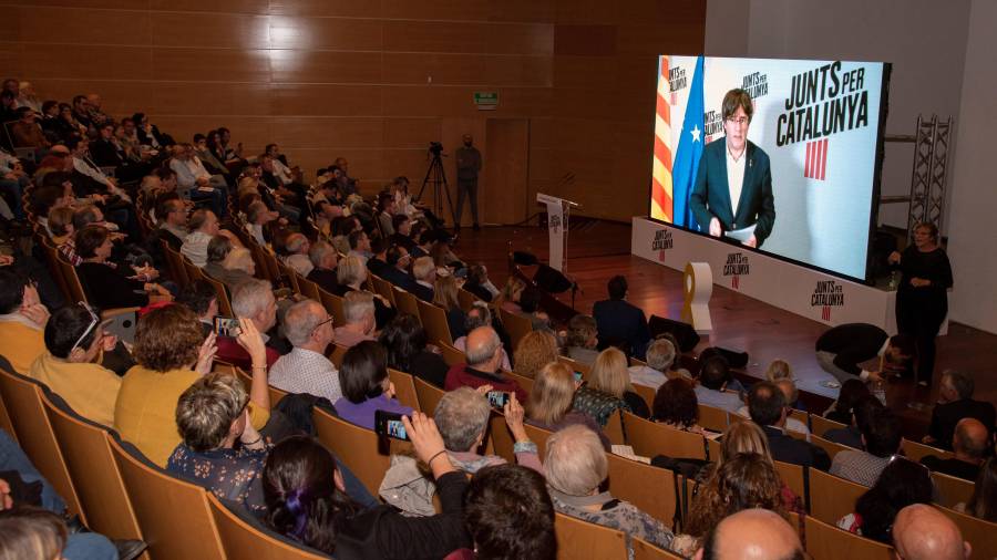 Carles Puigdemont, durante un acto político. EFE