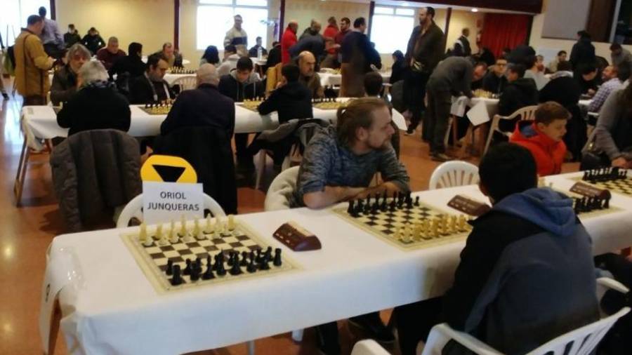 Cadira de l'absent Junqueras en un torneig d'escacs a Valls.
