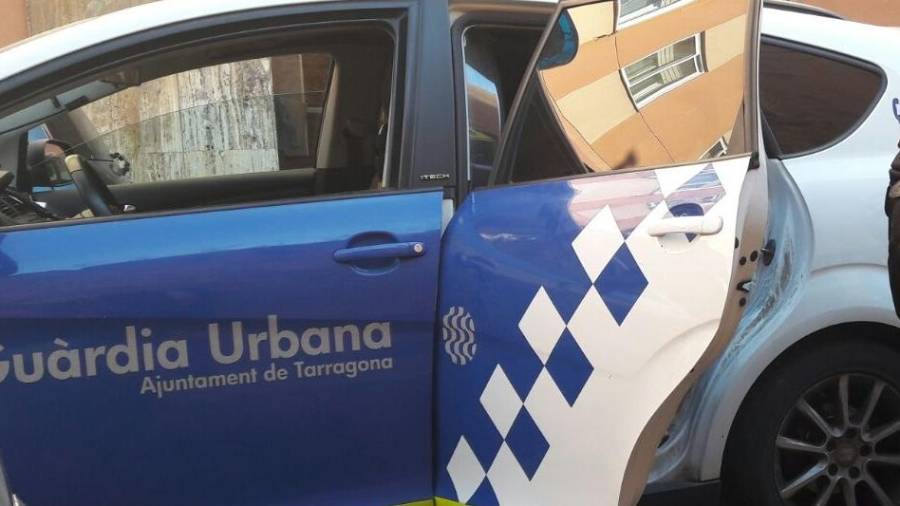 La Guàrdia Urbana de Tarragona detuvo a este vecino de 73 años de edad en la plaza de la Generalitat.
