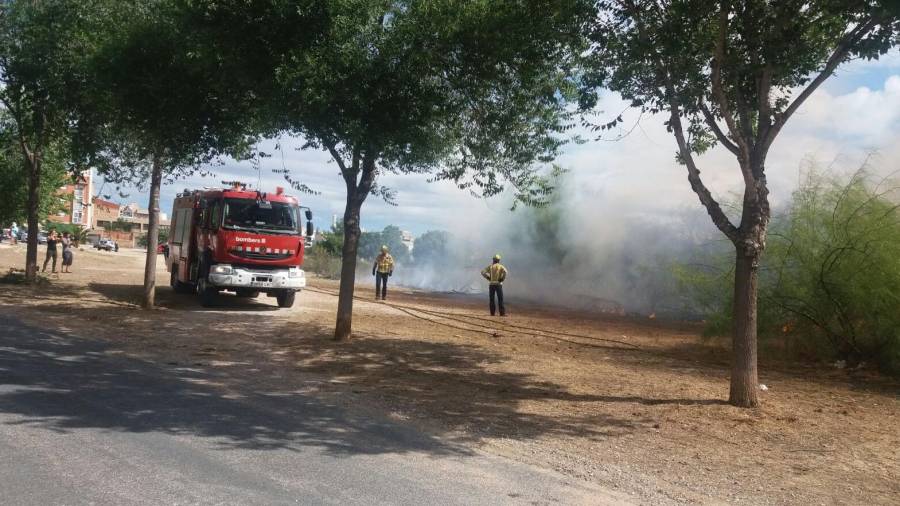 El pasado 25 de julio ardieron seis hectáreas en La Canonja. Foto: Àngel Juanpere