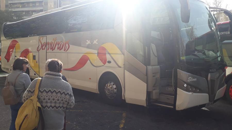 Imagen del autobús que ha partido hacia Barcelona. Foto: DT