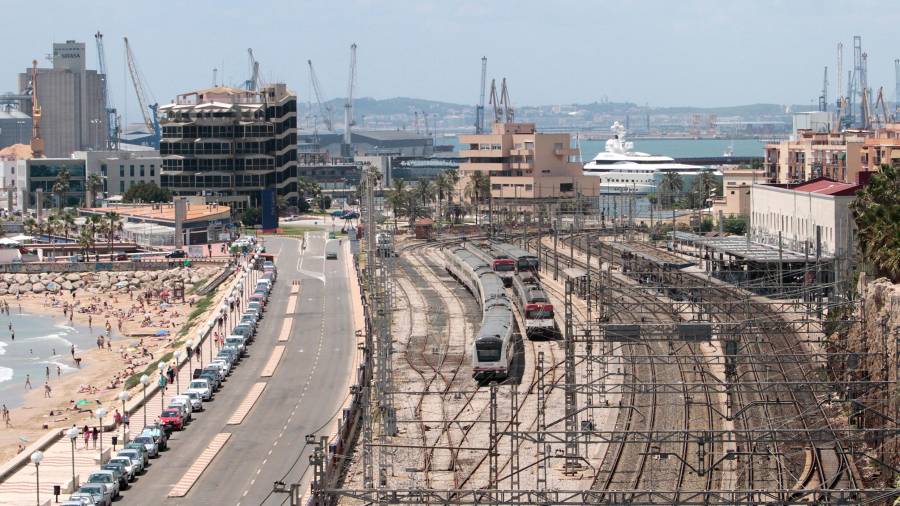 El tercer carril, clave para el crecimiento del Port. Foto: DT