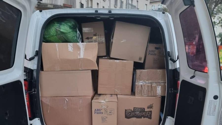 Buscan transportistas para llevar material humanitario para Ucrania de El Vendrell a Barcelona