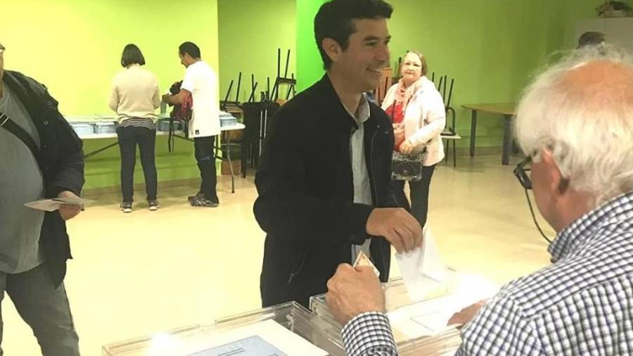 Kenneth Martínez votando. FOTO: DT