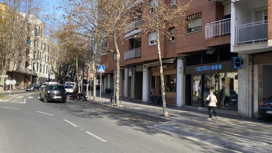 Muchas cadenas también tienden por establecimientos más pequeños. El Caprabo de Riera Miró abrió este año. FOTO: ALFREDO GONZÁLEZ