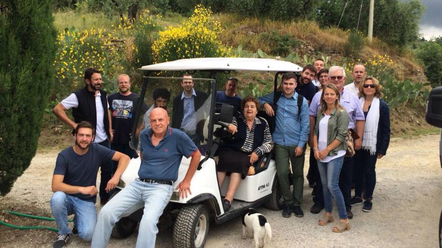 Imatge dels participants en l’expedició a la Toscana, on tots ells van anar a intercanviar experiències i a adquirir nous aprenentatges amb els productors de la zona. FOTO: Cedida