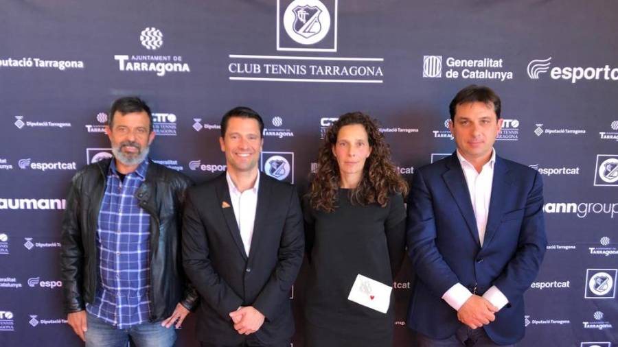 Joan Ramon Masip, Jordi Tamayo, Iolanda Giménez y Manel Albiac, en el CT Tarragona. FOTO: FCT