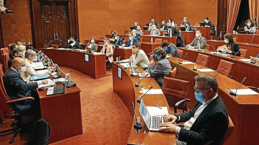 Imagen de la comisión de Justícia de ayer en la cámara legislativa catalana. FOTO: PARLAMENT DE CATALUNYA
