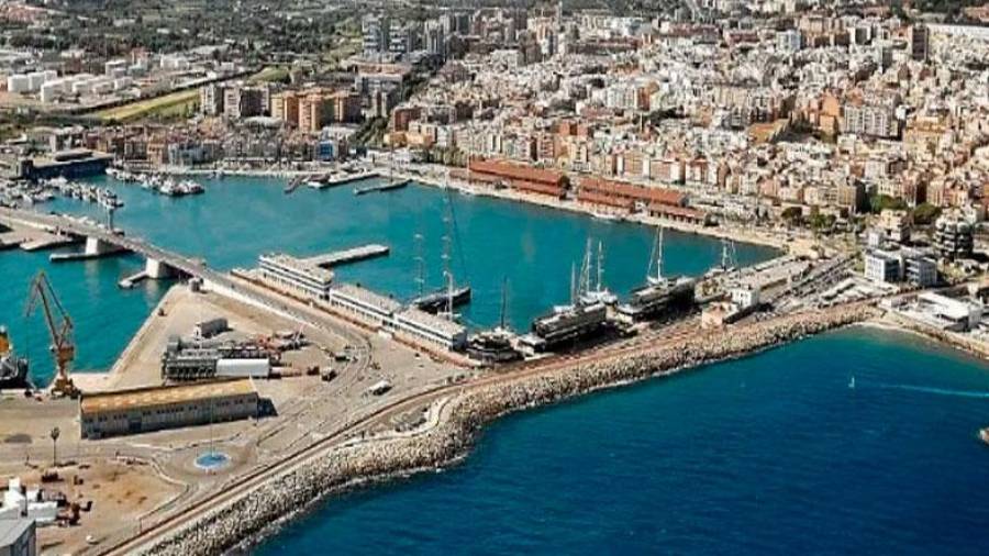 Imagen aérea del Port de Tarragona. Foto: DT