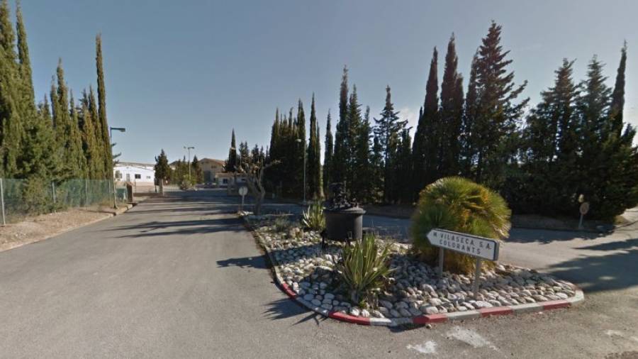 L'empresa on va ocórrer l'accident laboral està situada a la carretera García, a Móra la Nova. Foto: Google Street View