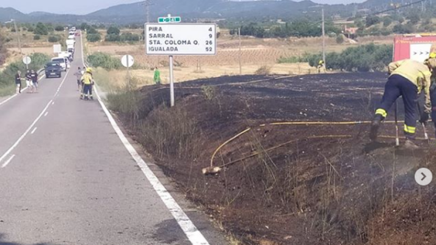 El foc ha cremat més de mitja hectàrea de terreny. Foto: Ajuntament de Montblanc