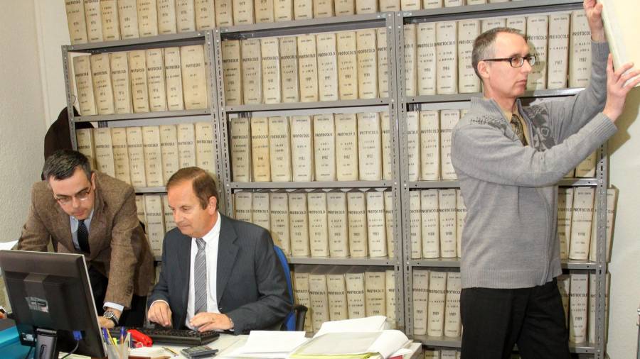 Una notaría de Tarragona que confirma que la renuncia a las herencias han aumentado. Foto: Lluís Milián