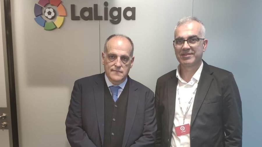 El presidente de La Liga, Javier Tebas, junto con el portavoz del PSC Andreu Martín. Foto: PSC Reus