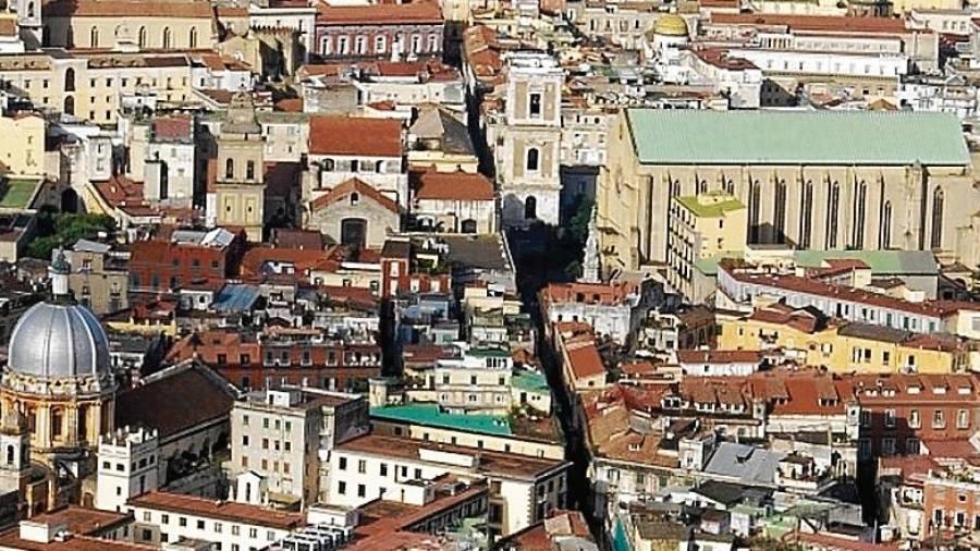La novela muestra el contraste del Nápoles decadente. FOTO: itinari.com