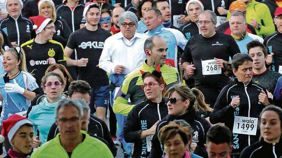 La Sant Silvestre de Tarragona concentró el año pasado a más de 2.000 corredores. Foto: Lluís Milián