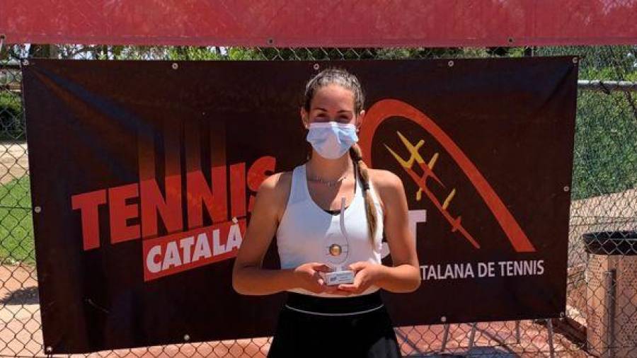 Anna Ortiz, subcampeona de Catalunya cadete de tenis