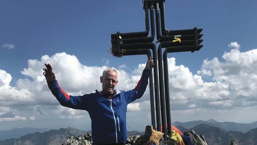Toni Arbonès en la cima de la Pica d’Estats este pasado mes de julio. FOTO: Cedida