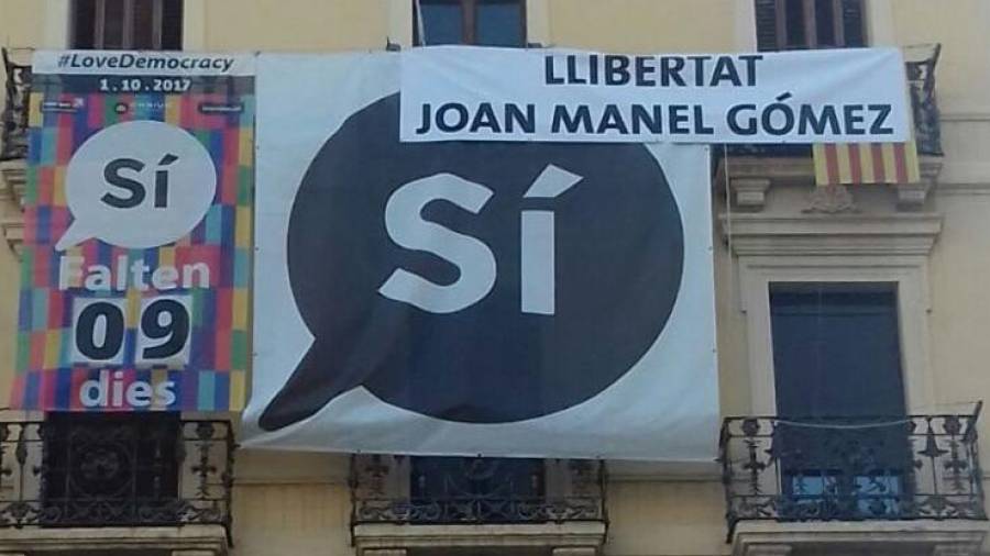 Pancarta de apoyo al detenido de Reus, Joan Manel Gómez