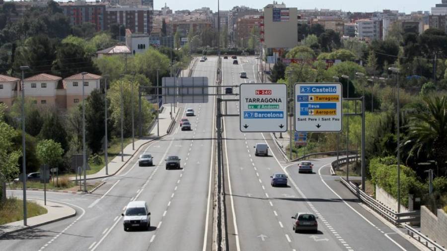 Vista de Tarragona en su entrada por la N-240. Foto: Lluís Milián/DT