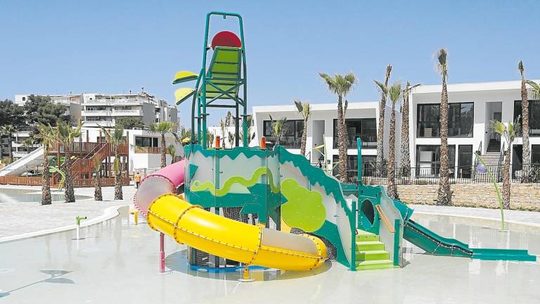 El resort horizontal de Alannia en Salou abrirá sus puertas al público el próximo 1 de julio