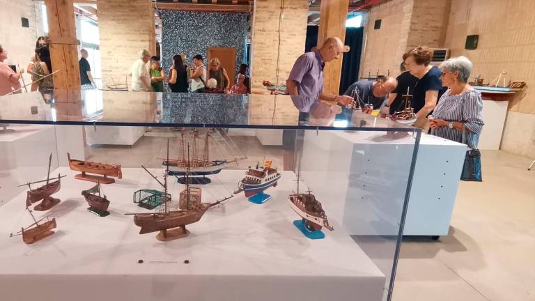 Inauguració de l’exposició de modelisme naval al Museu de la Mar de l’Ebre. Foto: N.S.