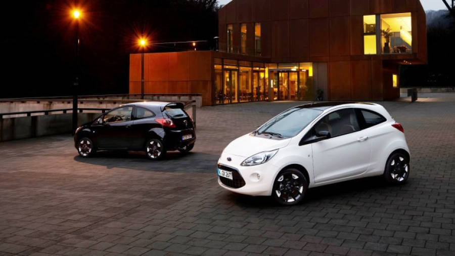 Ford presenta las nuevas ediciones Black y White de los compactos Fiesta y Ka, que ofrecen diseños exclusivos interiores y exteriores.