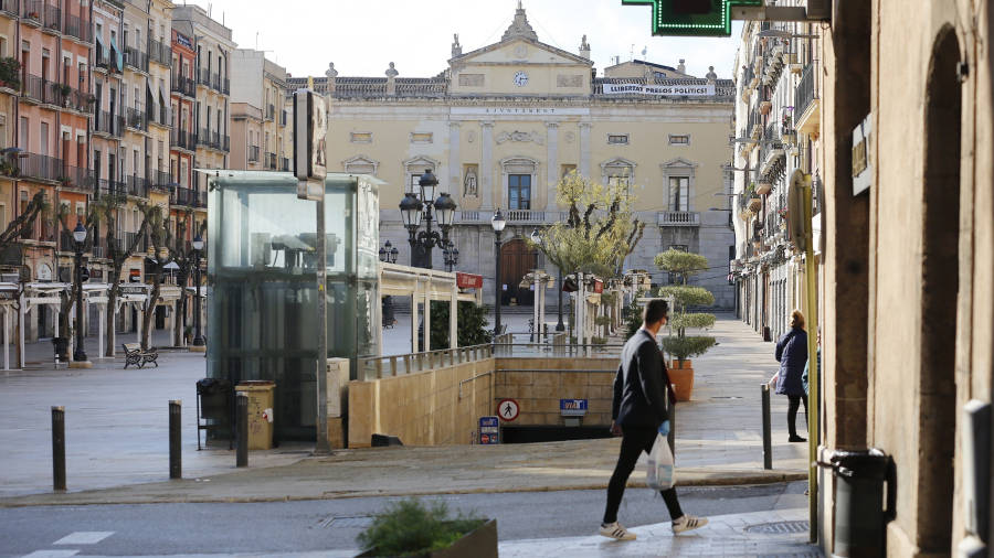 Imagen de archivo del Ayuntamiento de Tarragona, en la Plaça de la Font. FOTO: PERE FERRÉ