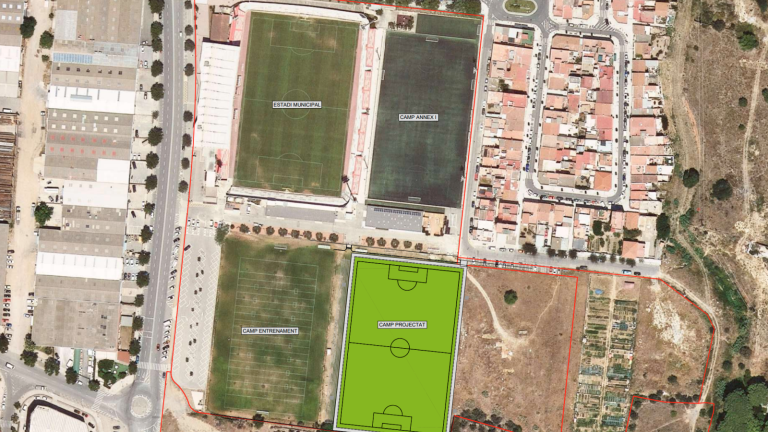 Luz verde al nuevo campo de césped artificial en el complejo del Estadi de Reus