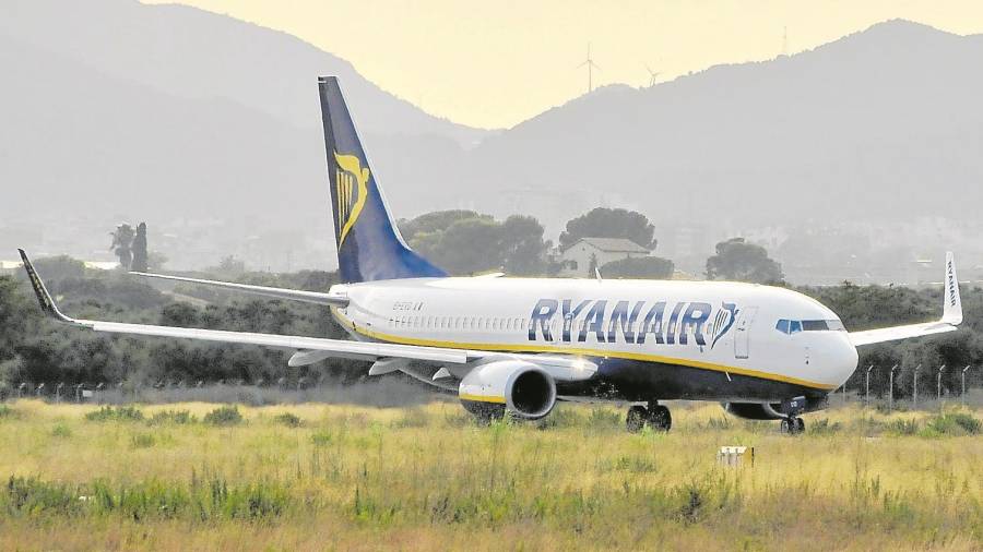 Ryanair aporta este año el 37% del total del tráfico aéreo del Aeropuerto de Reus. Foto: A. González